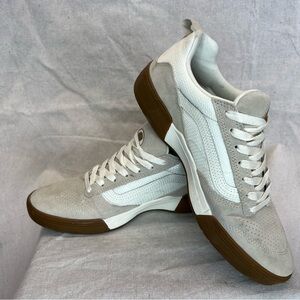 Vans VR3 Cush White and Gray Sneakers with Brown Gum Sole Men’s Size 10